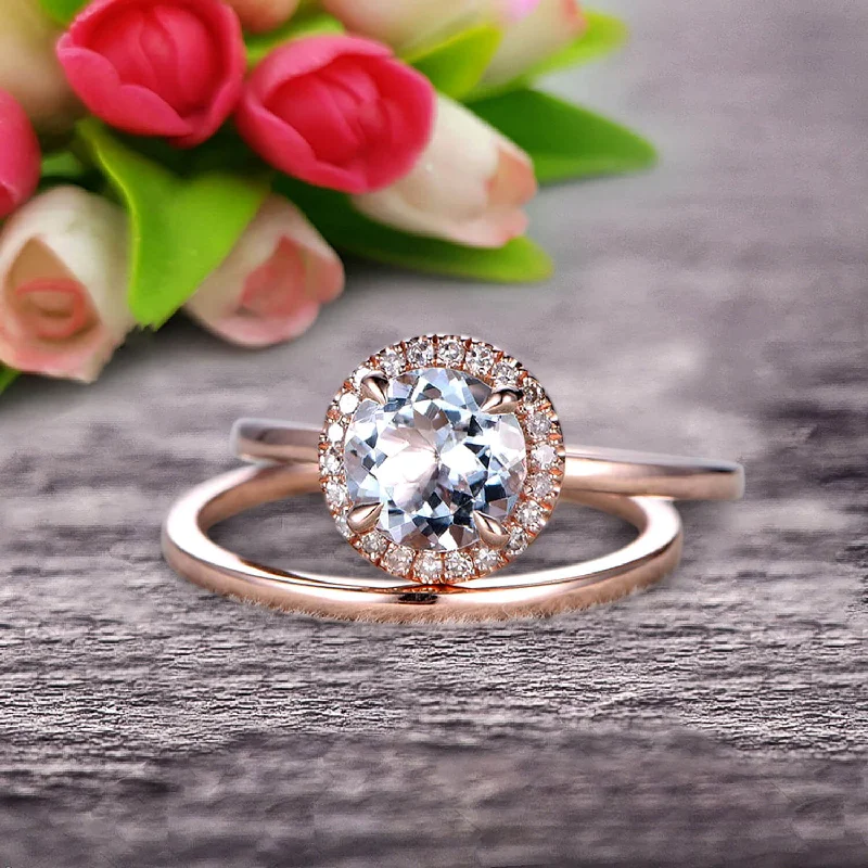 alternative gemstone engagement rings -1.25 Carat Round Cut Aquamarine Engagement Ring with Plain Matching Band On 10k Rose Gold