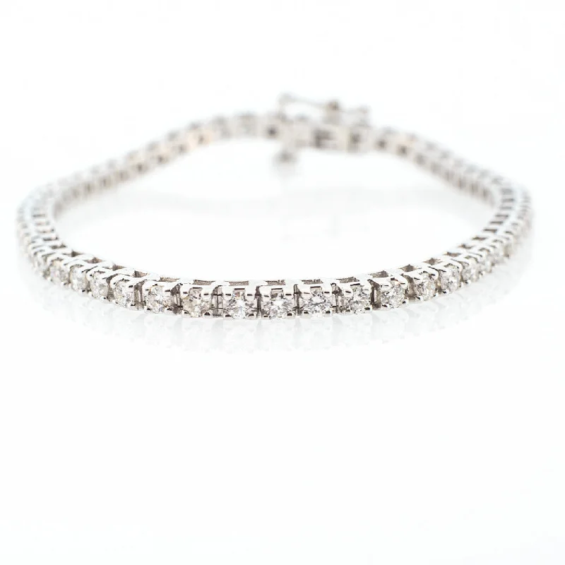 large bangles for women -9.00ct Straight Line Diamond Bracelet