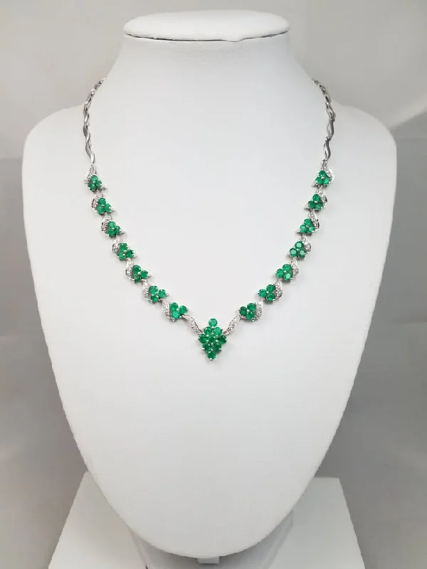 layered chain necklaces for women -New! Glamorous 15.5" 18k White Gold Natural Emerald Diamond Custom Necklace