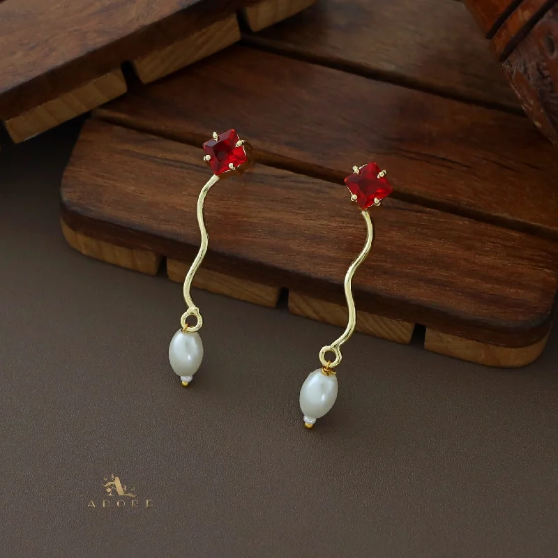 flower earrings for women -Golden Wavy Pearl Glossy Earring