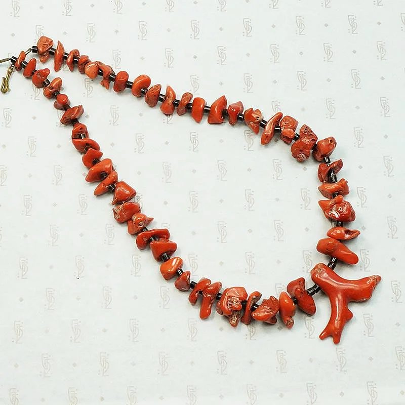 trendy necklaces for women -Incredible Red & Black Coral Necklace